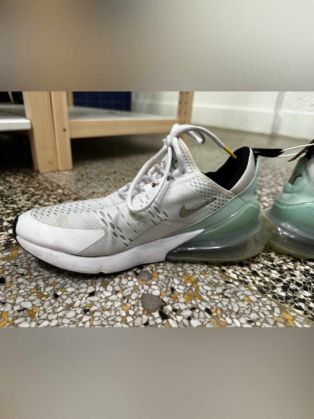 Nike Air Max 270 White Mint Foam Metallic Silver Women’s 8.5